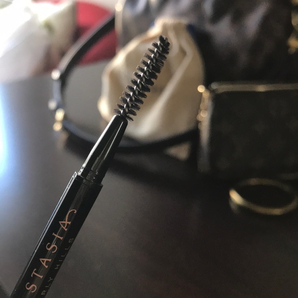 Anastasia Brow Wiz - Picture 4 of 4